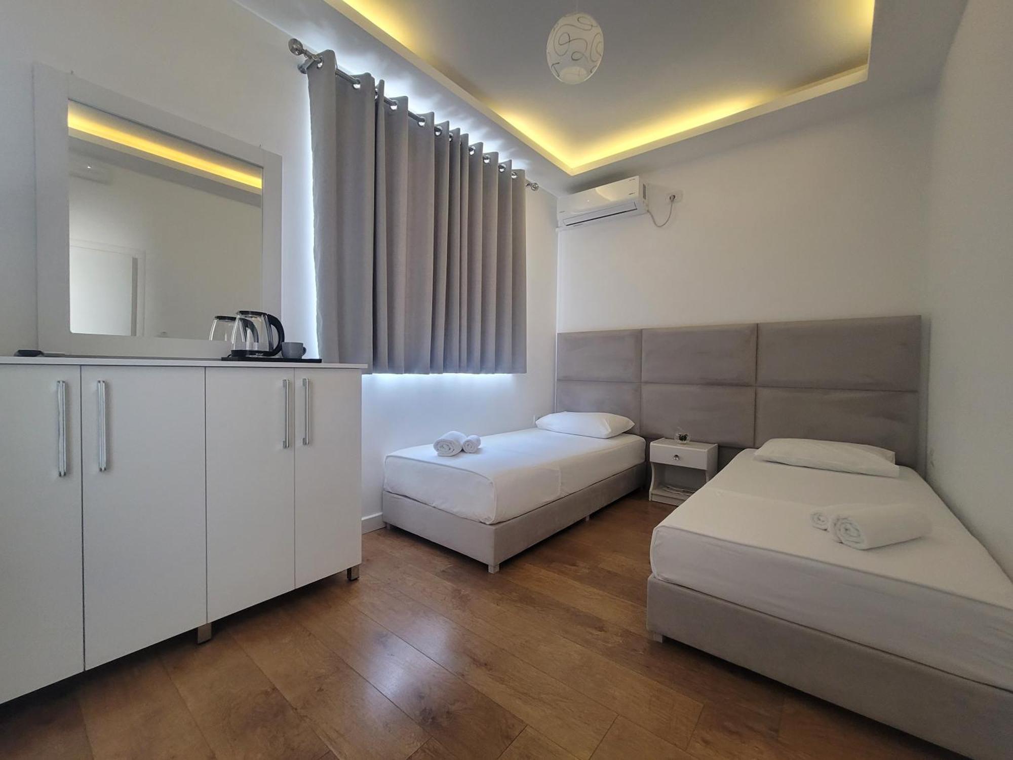 Hotel Myrtai - City Center ساراندا المظهر الخارجي الصورة