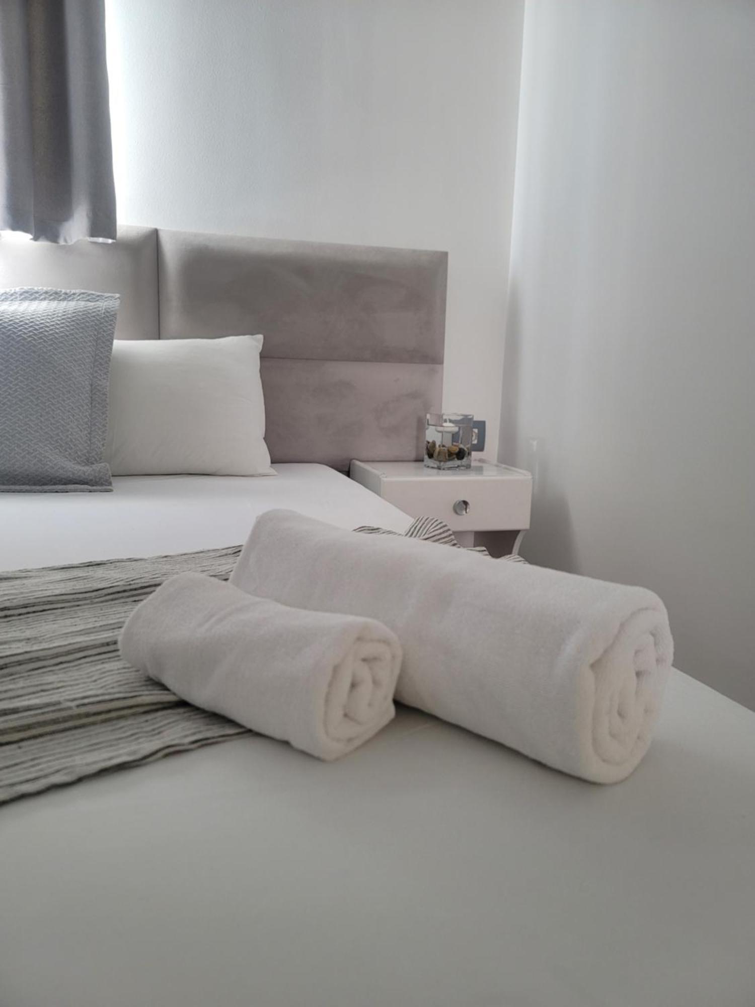 Hotel Myrtai - City Center ساراندا المظهر الخارجي الصورة