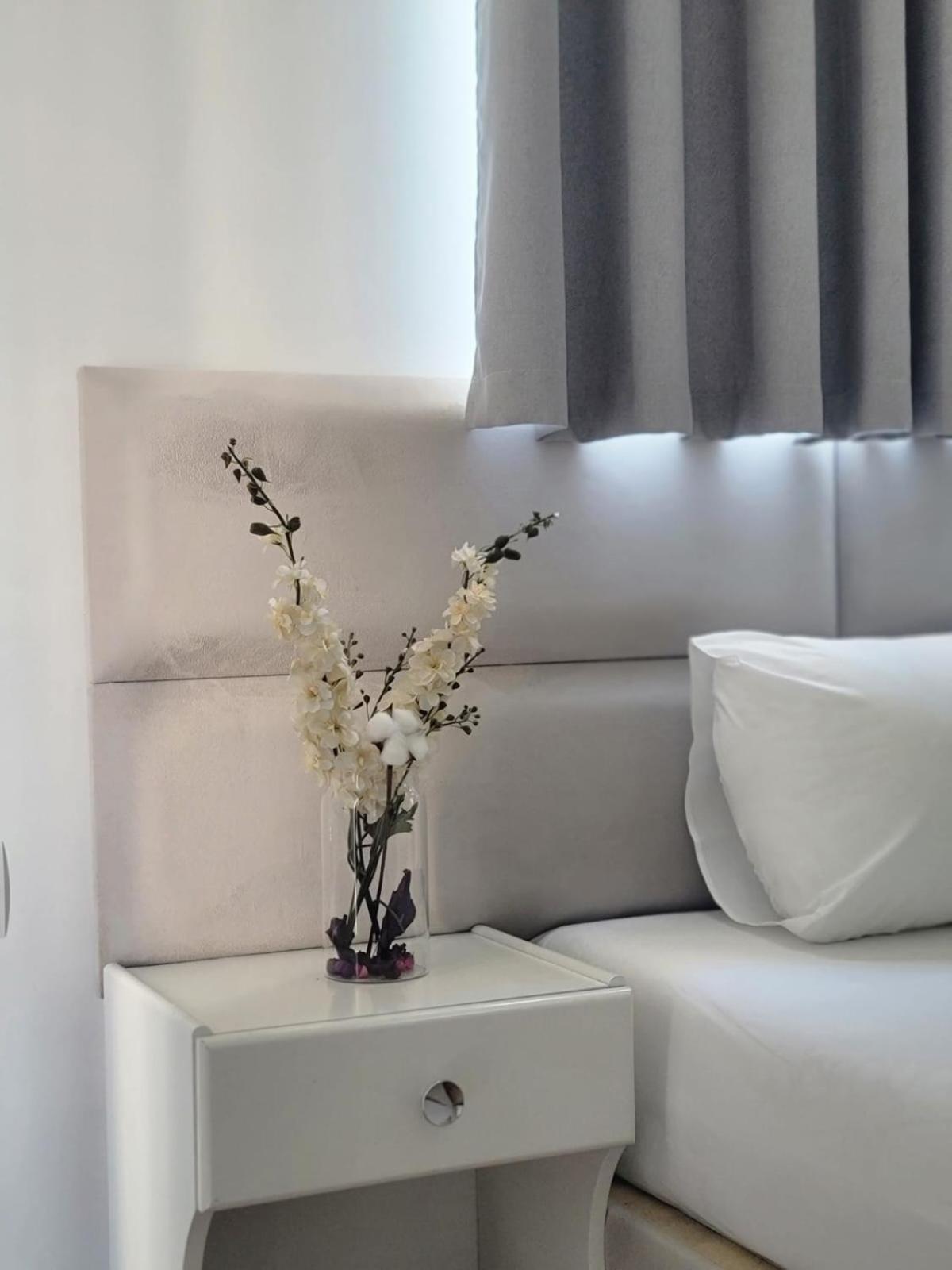 Hotel Myrtai - City Center ساراندا المظهر الخارجي الصورة