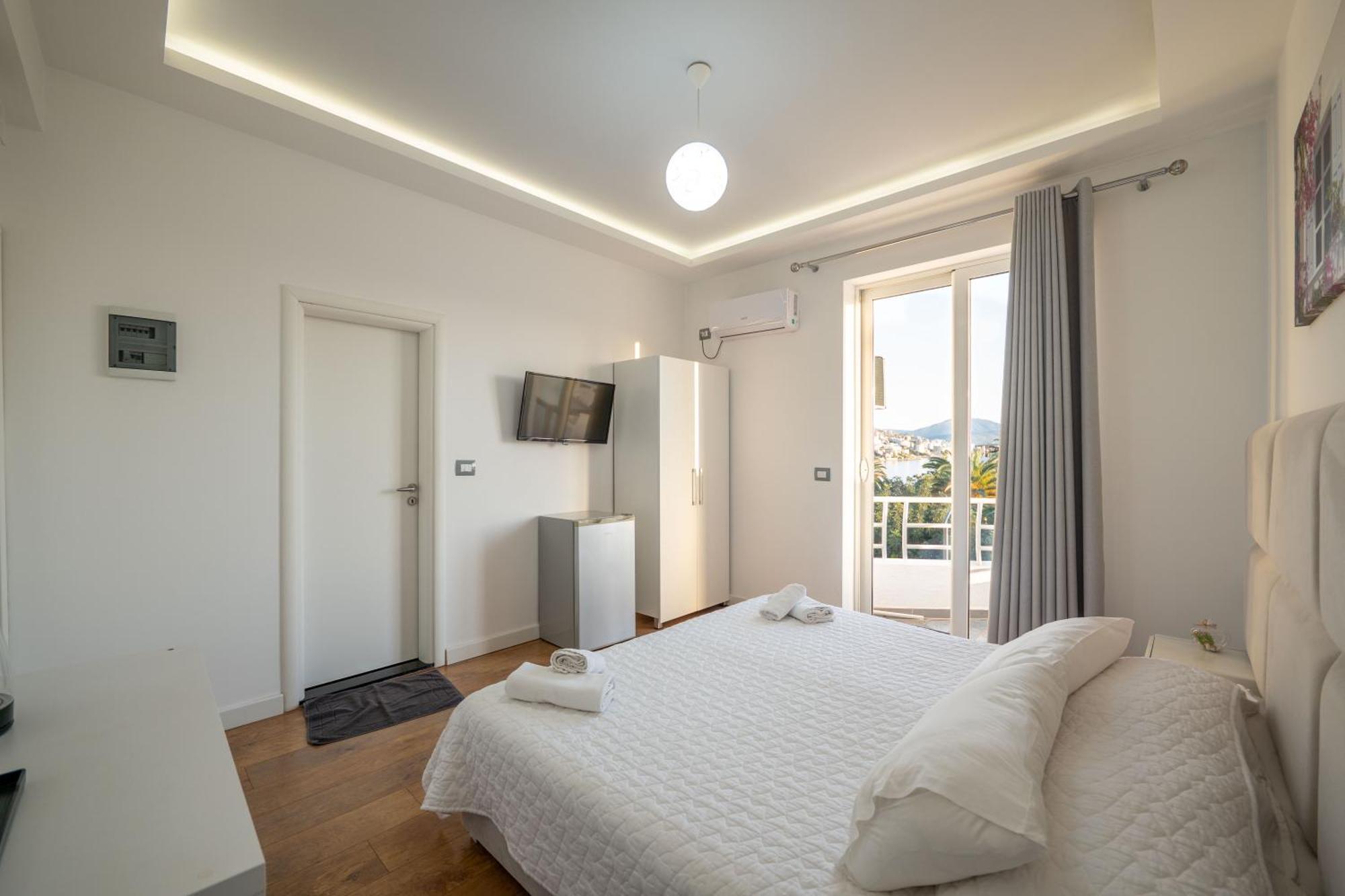 Hotel Myrtai - City Center ساراندا المظهر الخارجي الصورة