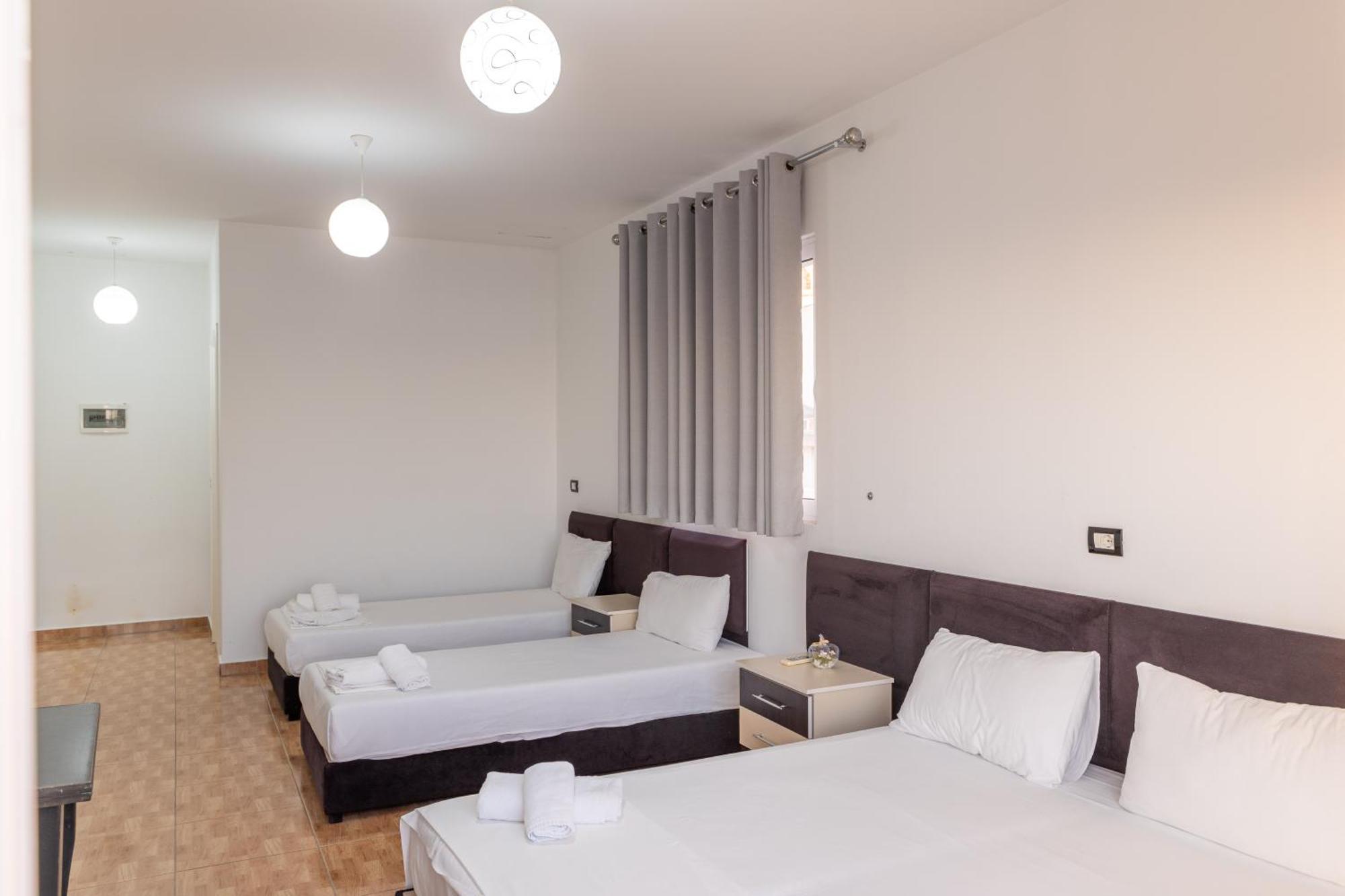 Hotel Myrtai - City Center ساراندا المظهر الخارجي الصورة
