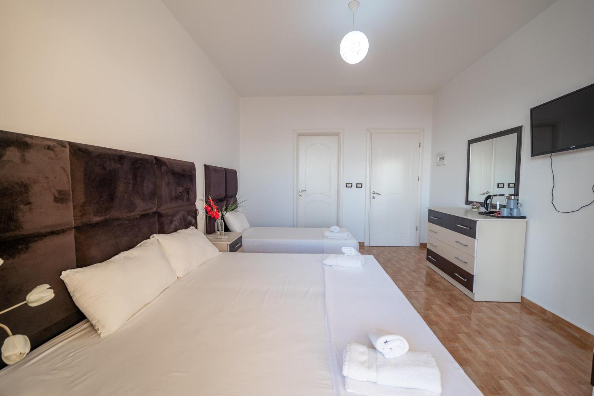 Hotel Myrtai - City Center ساراندا المظهر الخارجي الصورة