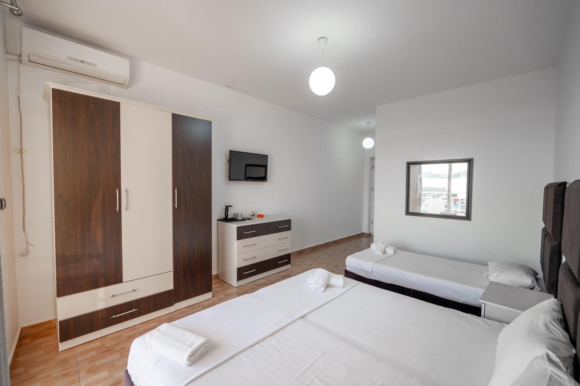 Hotel Myrtai - City Center ساراندا المظهر الخارجي الصورة