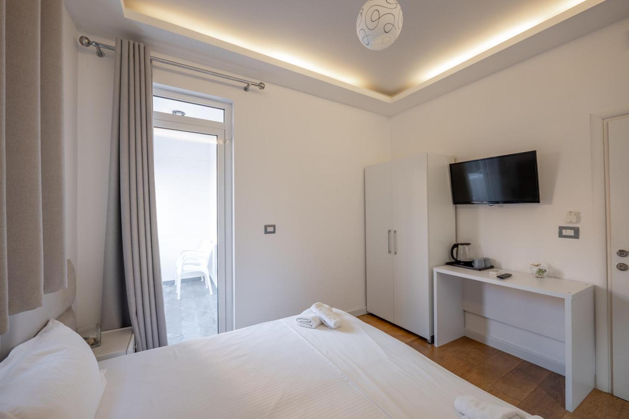 Hotel Myrtai - City Center ساراندا المظهر الخارجي الصورة
