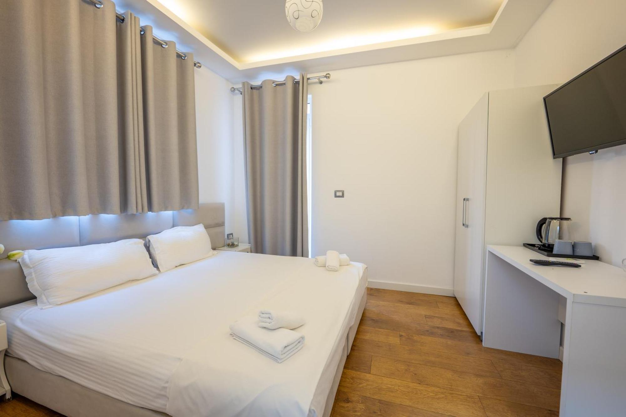 Hotel Myrtai - City Center ساراندا المظهر الخارجي الصورة
