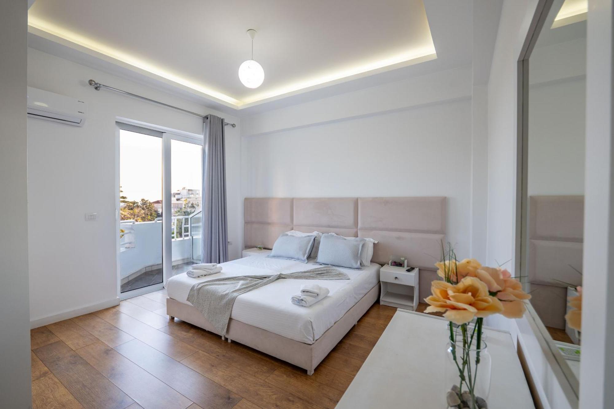 Hotel Myrtai - City Center ساراندا المظهر الخارجي الصورة