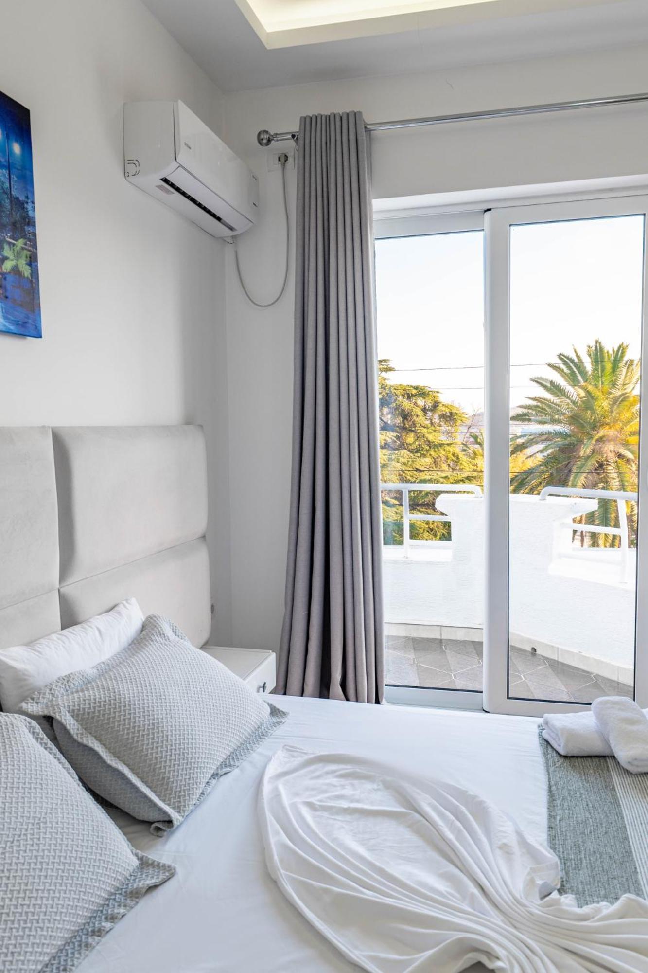 Hotel Myrtai - City Center ساراندا المظهر الخارجي الصورة